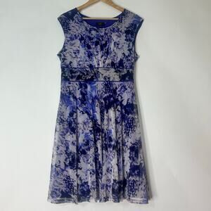 NWOT ILE NY Petite 16P Sleeveless Purple White Floral Fit Flare Spring Dress